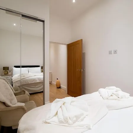 2 Bed 2 Bath Spacious Apartment In Central Aberdeen Exterior photo